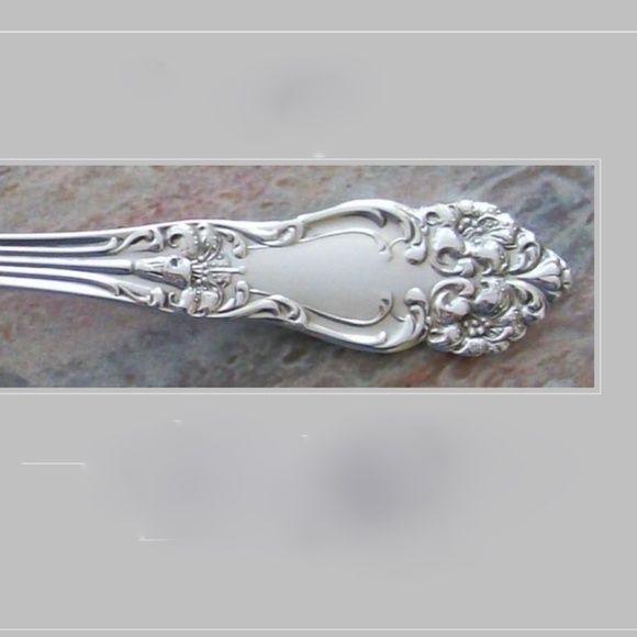 F2- Silverplate Large Meat Serving Fork 'Tiger Lily'/Festivity Pattern - Picture 4 of 9